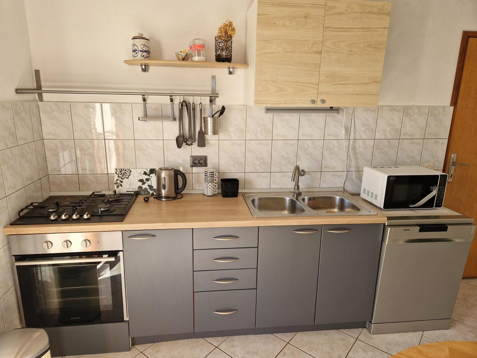 Bugenvila Rogoznica (Sibenik-Knin) Quarto foto